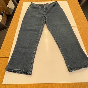 Explore Stylish Dark Blue Women's Jeans 16 W